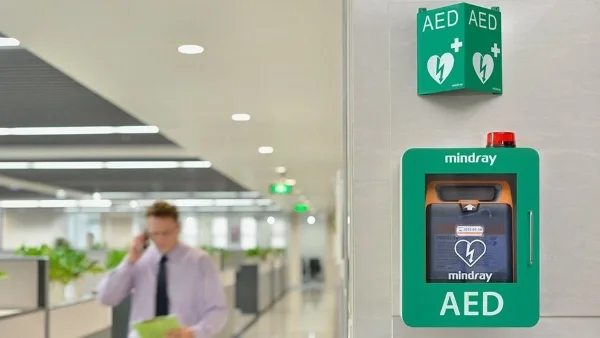 Guide signalétique défibrillateur : les obligations en entreprise